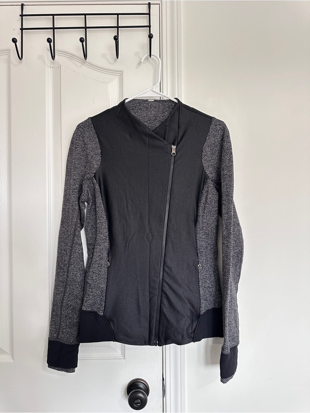 Lululemon Emerge Renewed Jacket